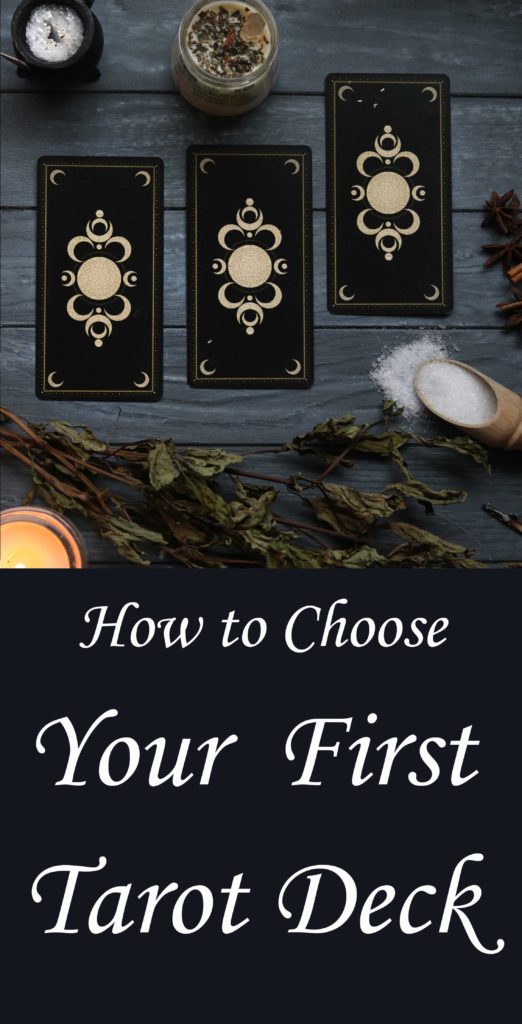 Tips for choosing a tarot deck.