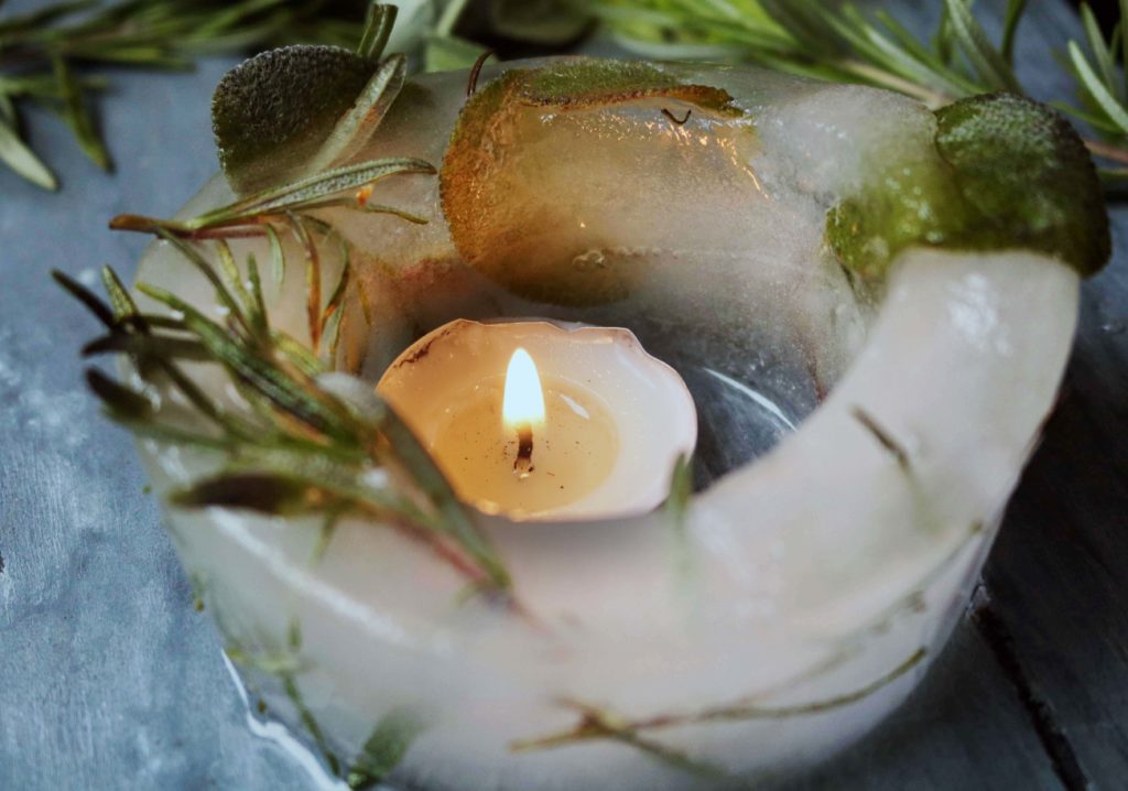 DIY ice lanterns for imbolc or Brigid's Day! Make your winter a little more magical with this cozy craft.