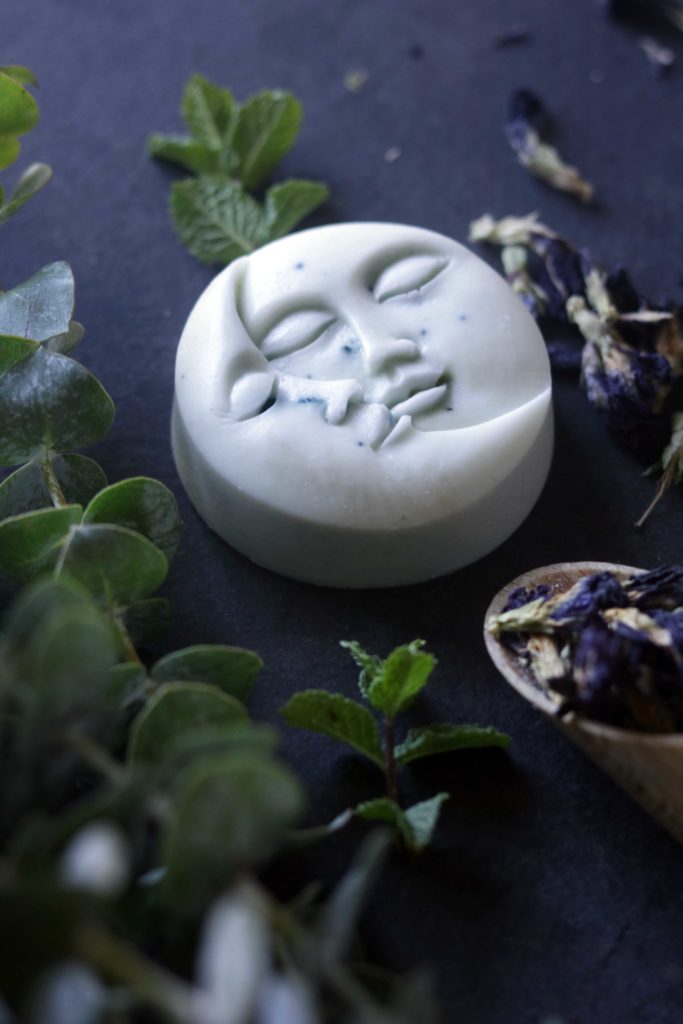 Beautiful, lye-free melt-and-pour soap recipe for moon-shaped ritual soap to use during the Esbat. Perfect for a full moon party!