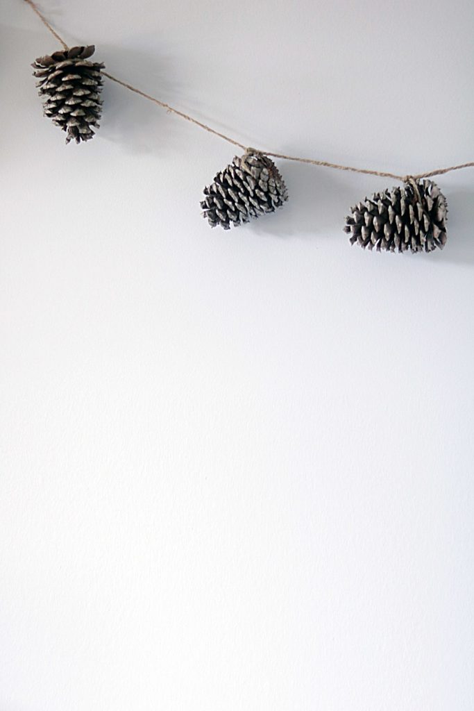 Natural, DIY pinecone garland.