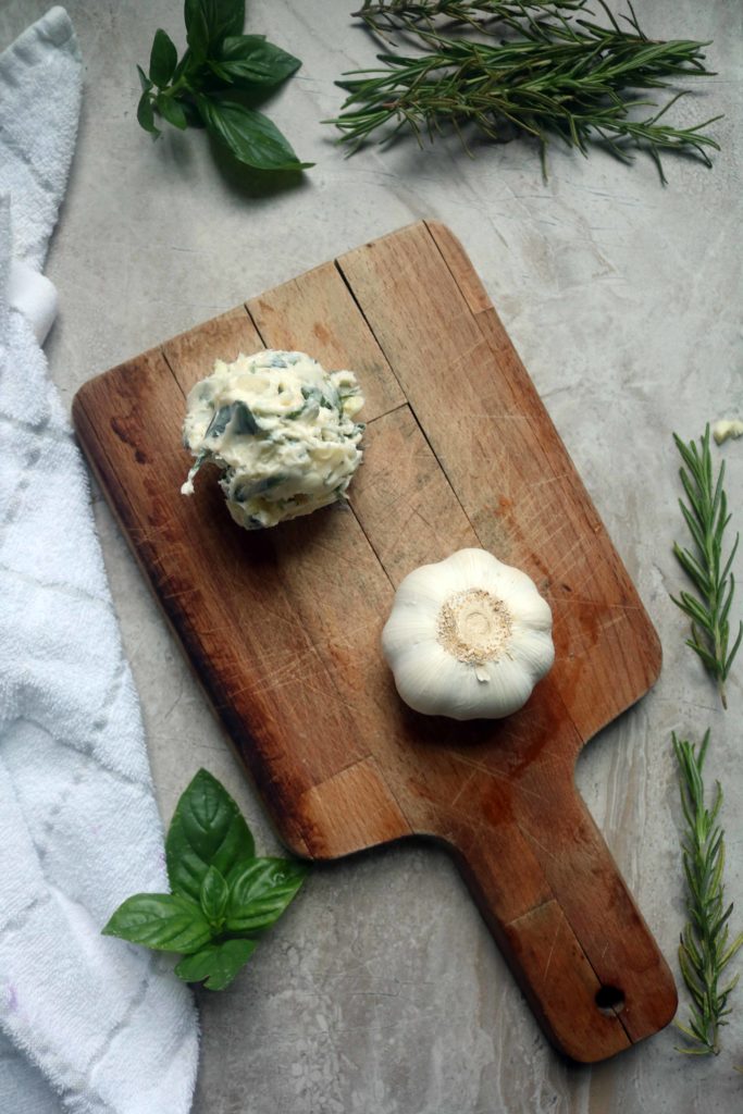 Garlic herb pesto butter. Nom nom nom.