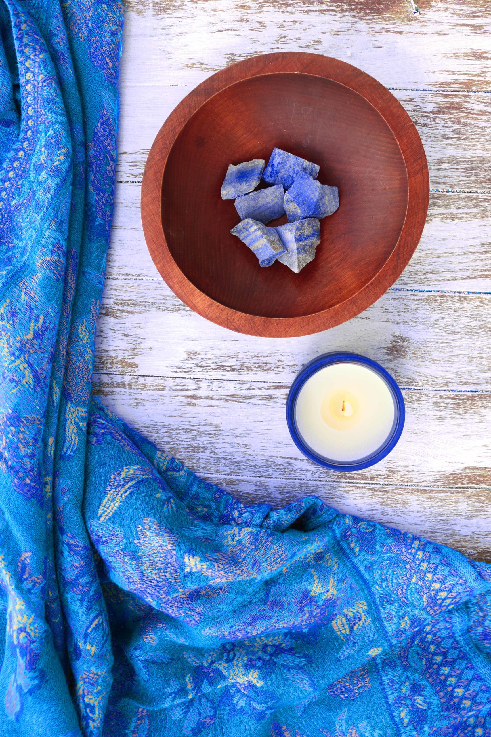 Got some lapis lazuli lying around? Here's 9 creative ways to use this beautiful blue stone.