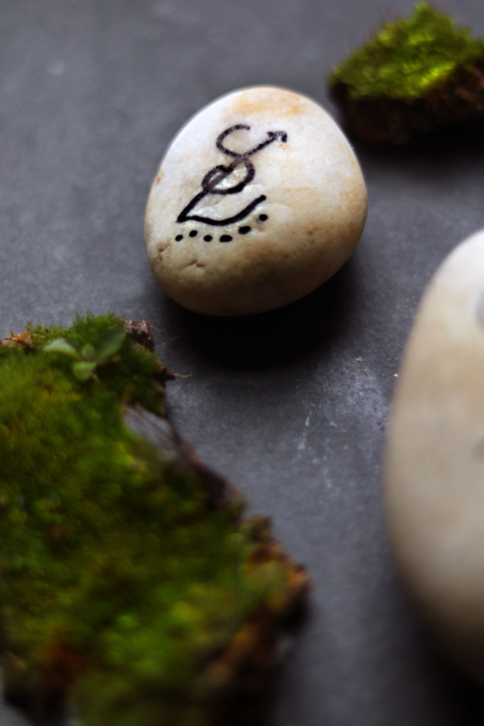 Sigil stones are an easy witchy craft for a peaceful rainy day or lazy weekend.