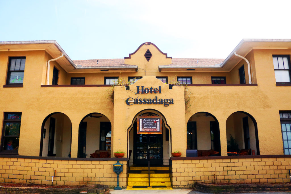 Hotel Cassadega