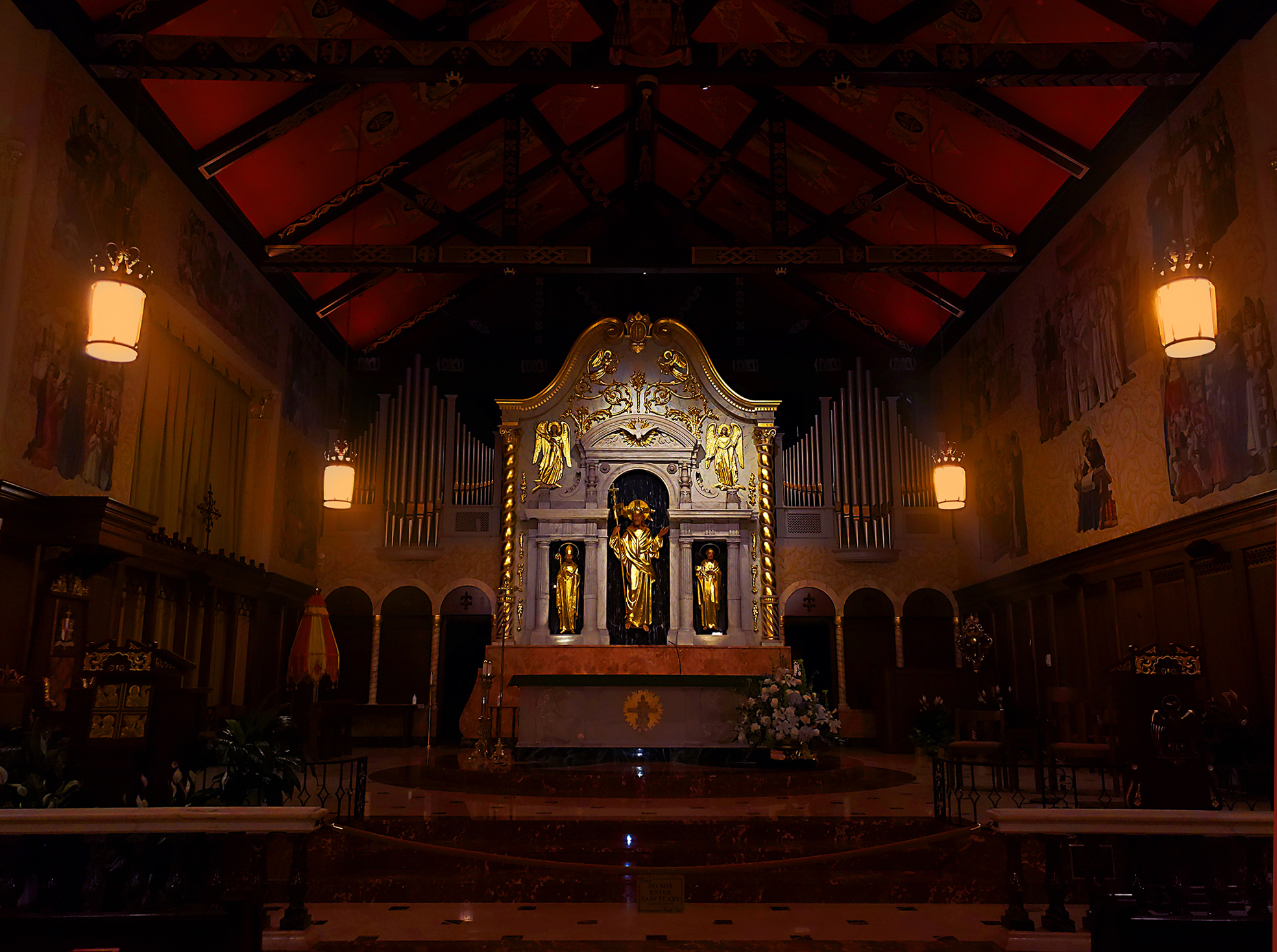 Cathedral Basilica of St. Augustine is a gorgeous, free, beautiful piece of Floridian architecture.